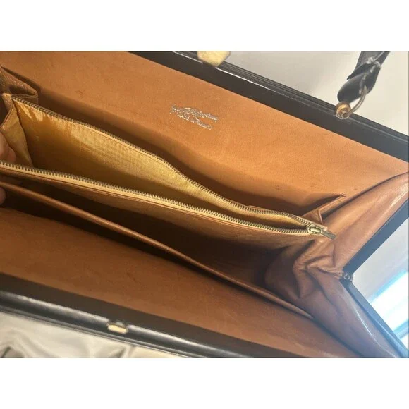 Vintage Saks Fifth Avenue Leather Handbag Purse Made in France Military Badge - Picture 8 of 11